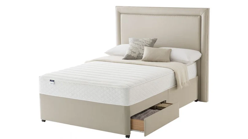 Een afbeelding van Silentnight Hatfield Memory Foam 2 Lades Divan.