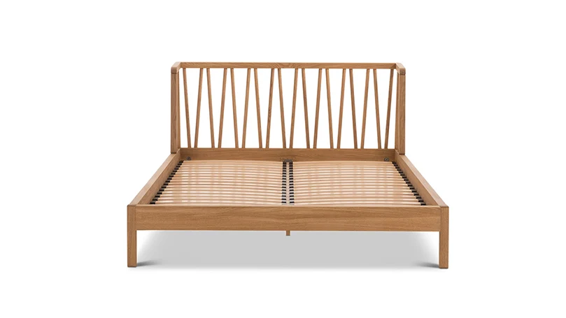 een afbeelding van een voorkant van Eve Spindle bedframe