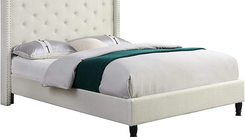 Een afbeelding van klassiek platform bedframe.