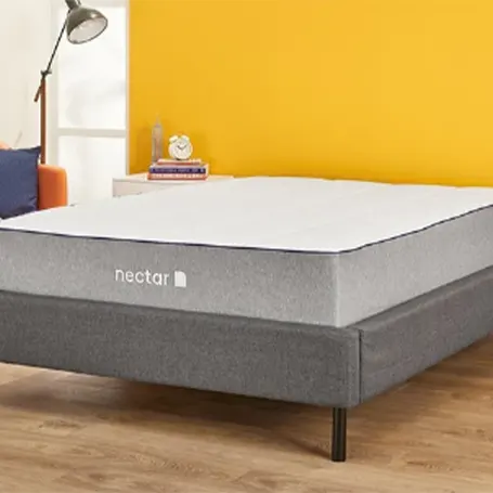 licht slaapkamer platform bed met nectar matras