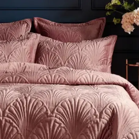 paoletti-palmeria-blush-embroidered-omkeerbaar-dekbedovertrek-en-kussenset