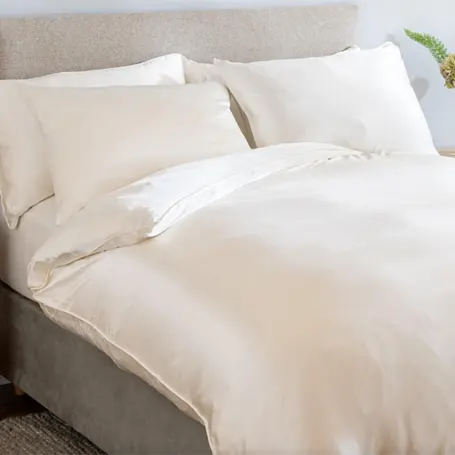 Een productafbeelding van PURE MULBERRY SILK BEDDING