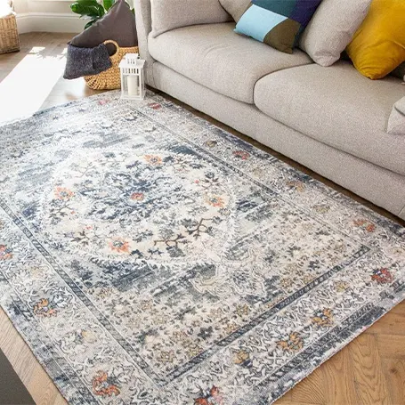 traditioneel-vintage-distressed-navy-bordered-rug